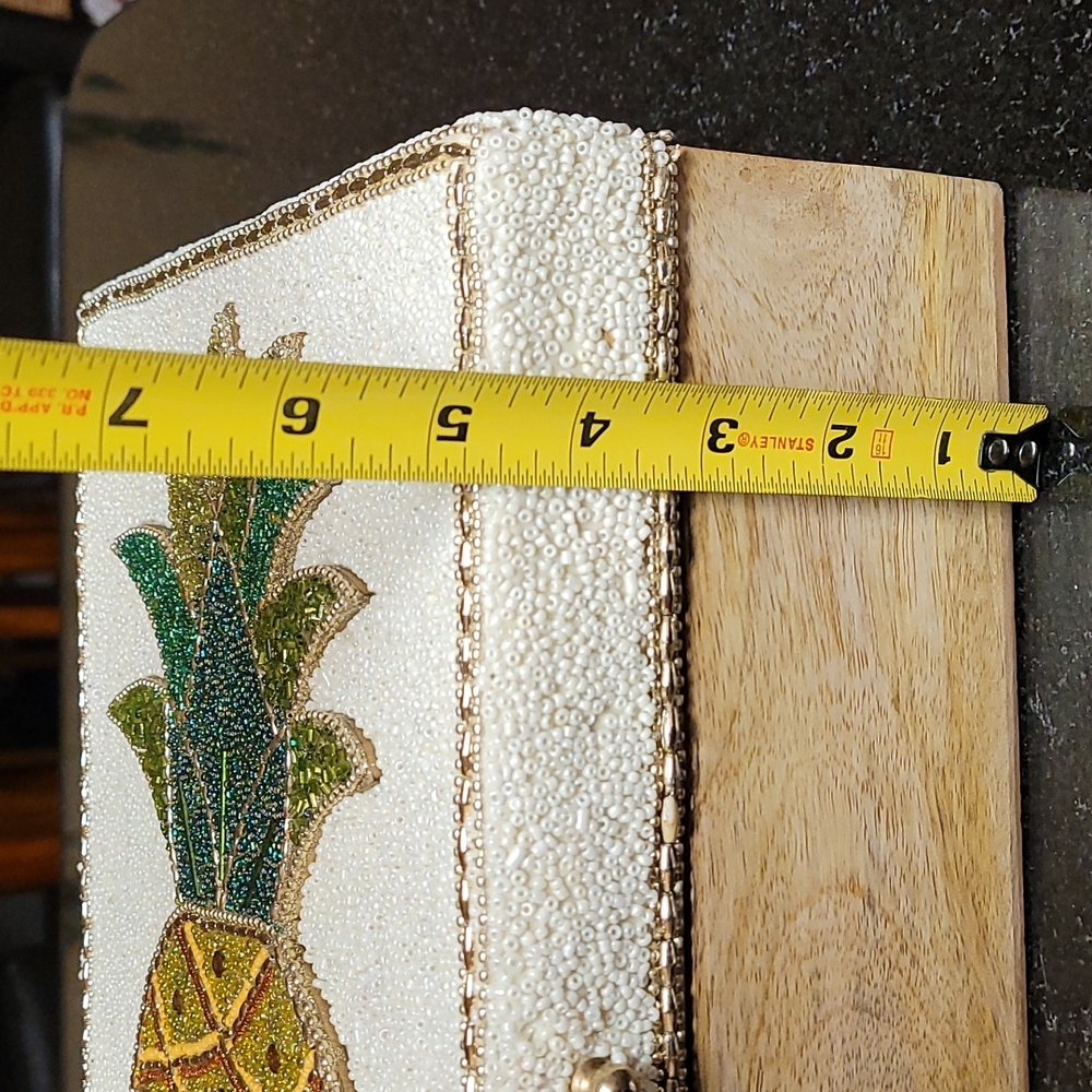 Pineapple Embellished Keepsake Box - Picture 9 of 12